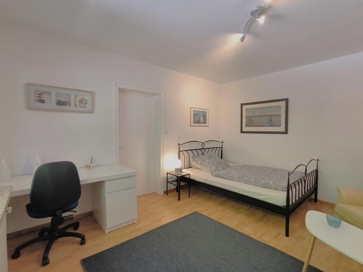 Ferienwohnung Zwischen Den Meeren - Schoene Und Gemuetliche Fewo Mit Garten Dorpstedt Buitenkant foto
