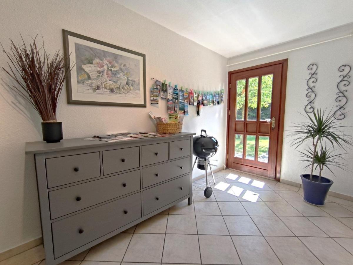 Ferienwohnung Zwischen Den Meeren - Schoene Und Gemuetliche Fewo Mit Garten Dorpstedt Buitenkant foto