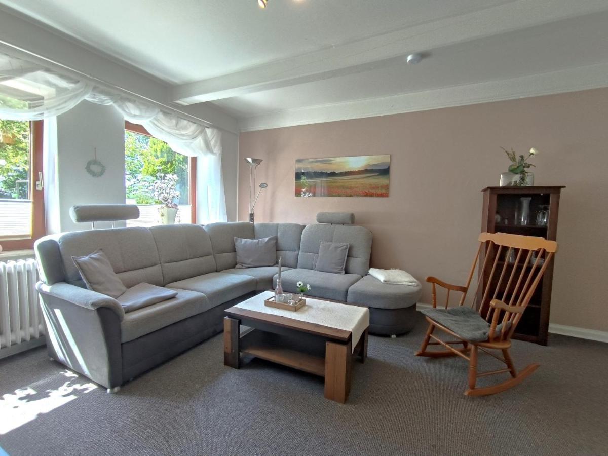 Ferienwohnung Zwischen Den Meeren - Schoene Und Gemuetliche Fewo Mit Garten Dorpstedt Buitenkant foto
