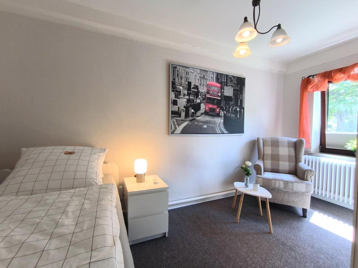 Ferienwohnung Zwischen Den Meeren - Schoene Und Gemuetliche Fewo Mit Garten Dorpstedt Buitenkant foto